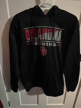 Colosseum Black Oklahoma Sooners Crewneck Hoodie with Red & White Logo